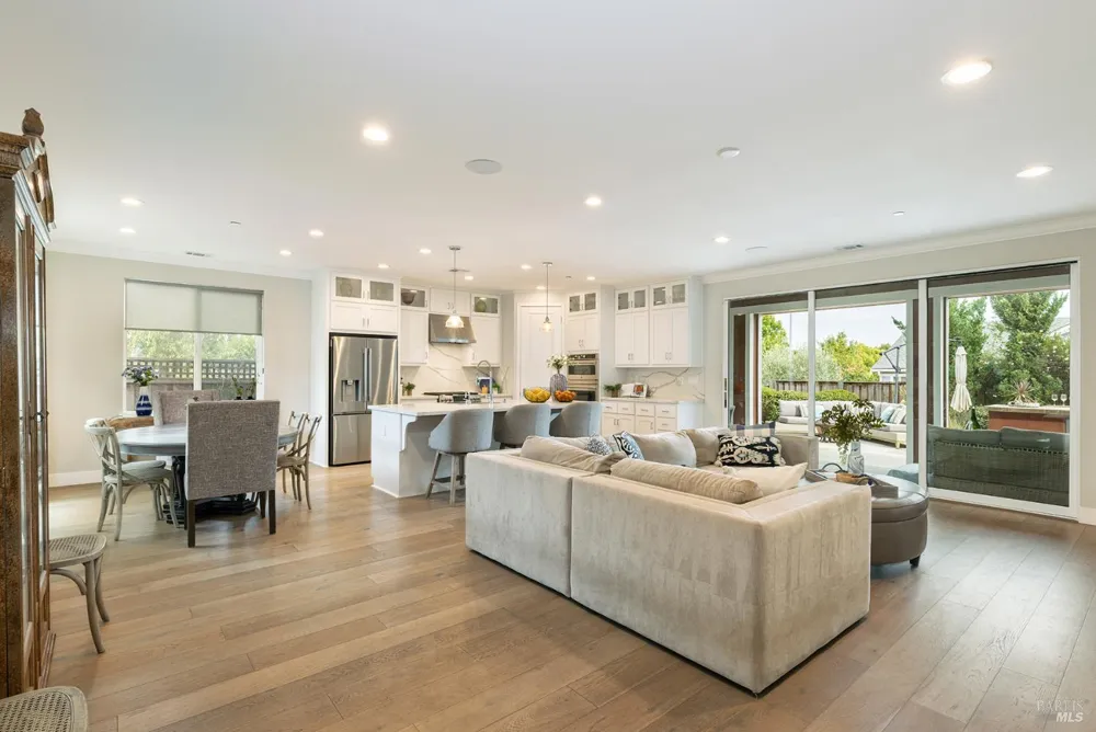 107 Heun Lane Napa, CA 94558