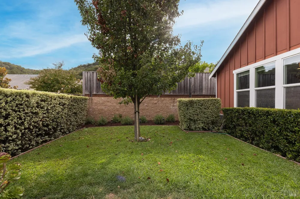 107 Heun Lane Napa, CA 94558