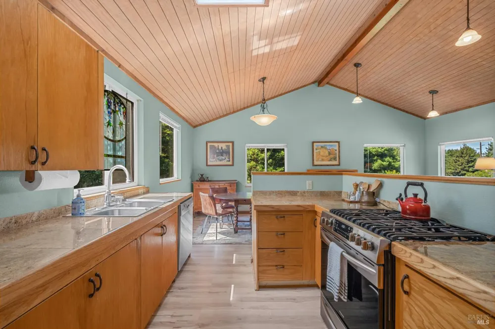 300 Antler The Sea Ranch, CA 95497
