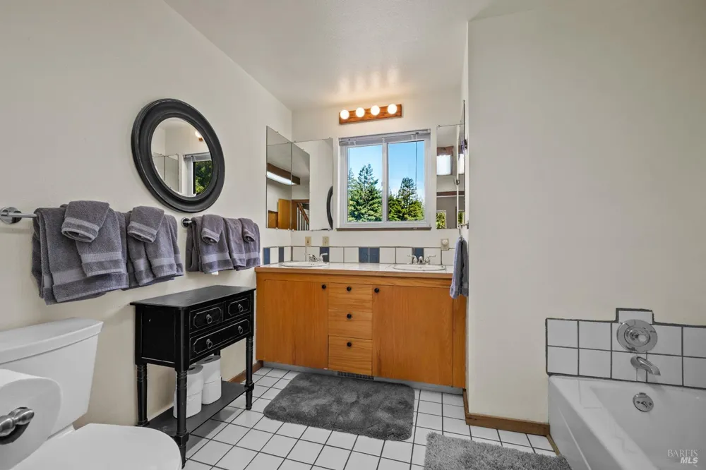 300 Antler The Sea Ranch, CA 95497