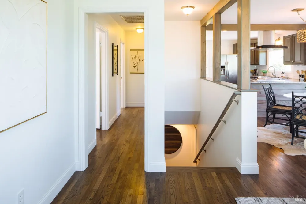 8 Cochrane Way Petaluma, CA 94952