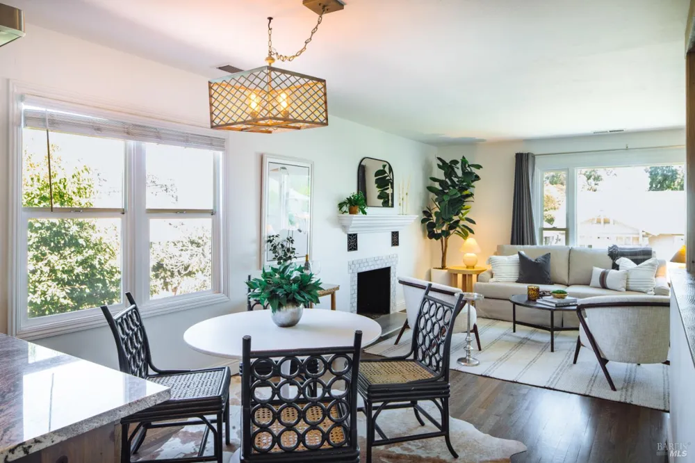 8 Cochrane Way Petaluma, CA 94952