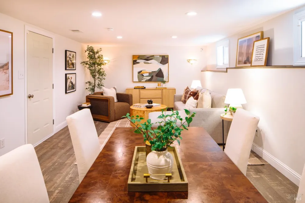 8 Cochrane Way Petaluma, CA 94952