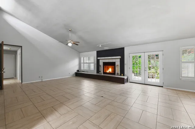 10914 Link San Antonio, TX 78213