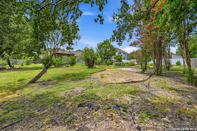 10914 Link San Antonio, TX 78213