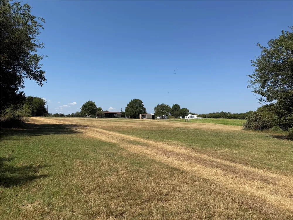 CR 2170 Corsicana, TX 75109