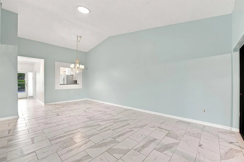 3872 Vine Trail #D Lake Worth, FL 33467