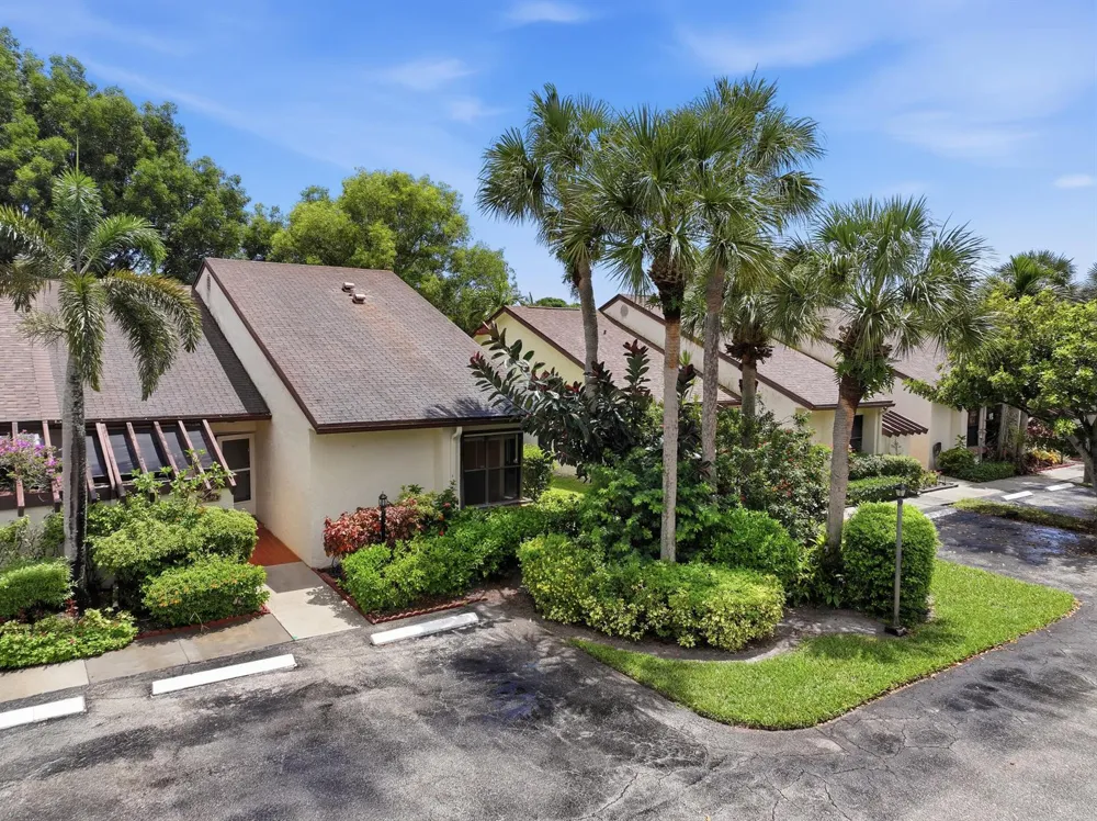 3872 Vine Trail #D Lake Worth, FL 33467