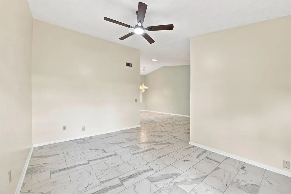 3872 Vine Trail #D Lake Worth, FL 33467