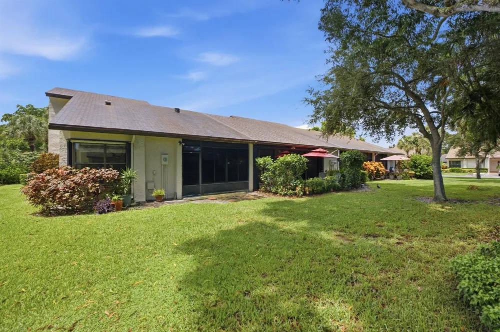 3872 Vine Trail #D Lake Worth, FL 33467