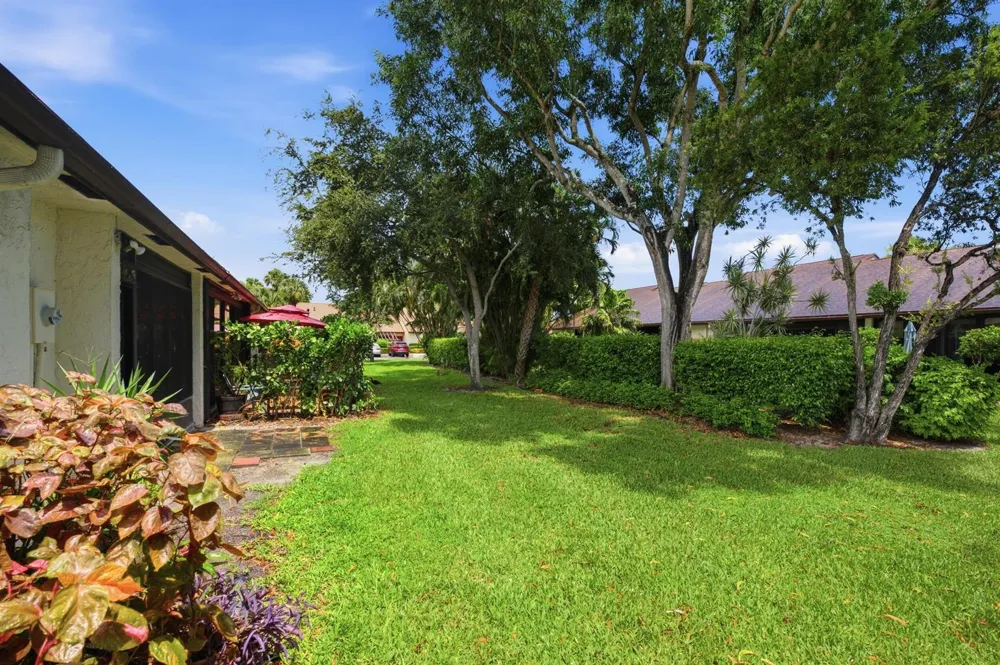 3872 Vine Trail #D Lake Worth, FL 33467