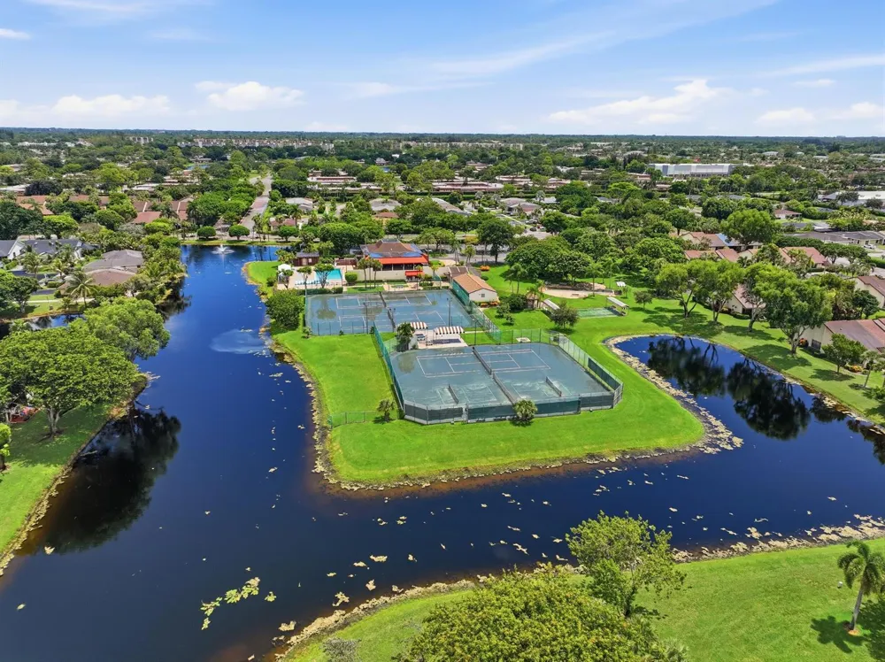 3872 Vine Trail #D Lake Worth, FL 33467