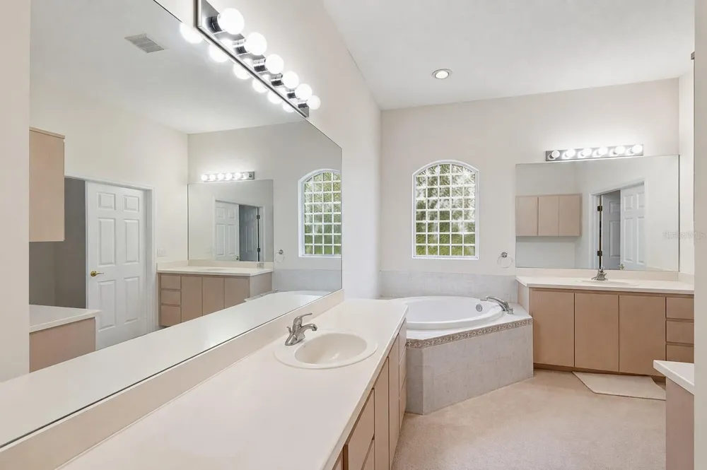 13750 DOWLING LANE Odessa, FL 33556