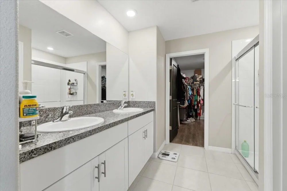 2175 OLD MINING ROAD Lakeland, FL 33801