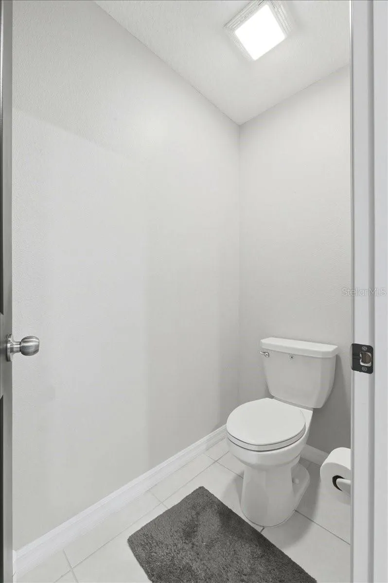 2175 OLD MINING ROAD Lakeland, FL 33801
