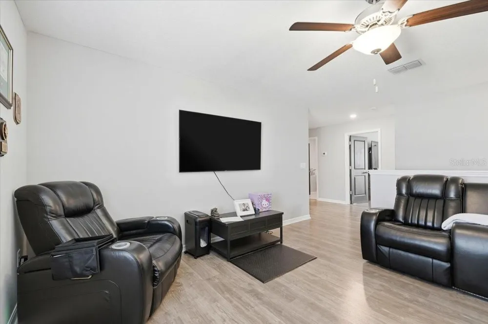 2175 OLD MINING ROAD Lakeland, FL 33801