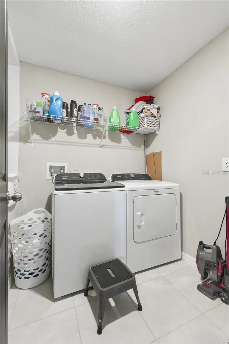 2175 OLD MINING ROAD Lakeland, FL 33801