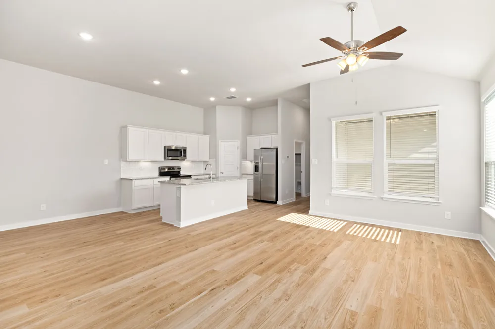 158 Schrader Drive #B Buda, TX 78610