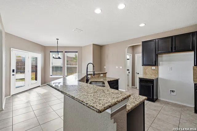 1311 Plaza Lake Dr San Antonio, TX 78245