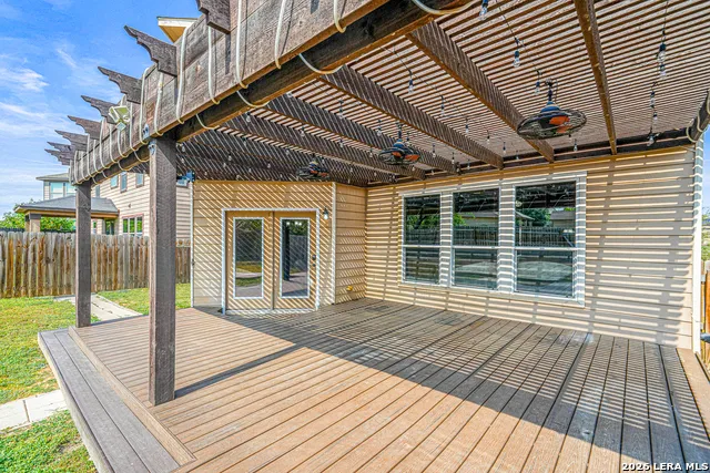 1311 Plaza Lake Dr San Antonio, TX 78245