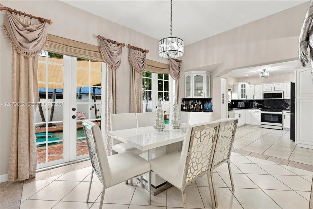 Address Not Shown Miami Lakes, FL 33016