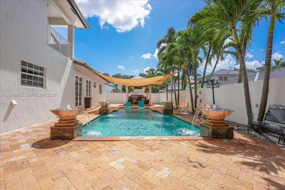 Address Not Shown Miami Lakes, FL 33016