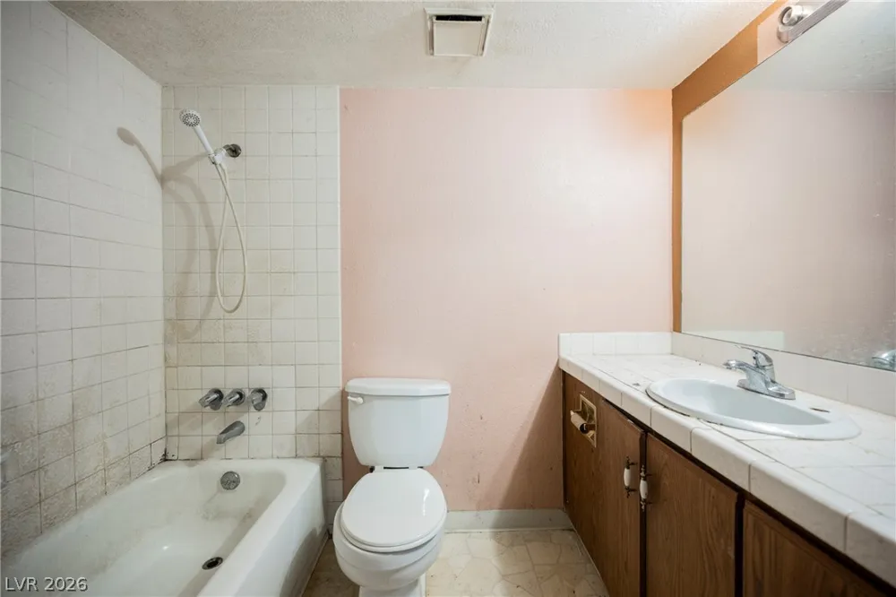 3823 S Maryland Parkway #B11 Las Vegas, NV 89119