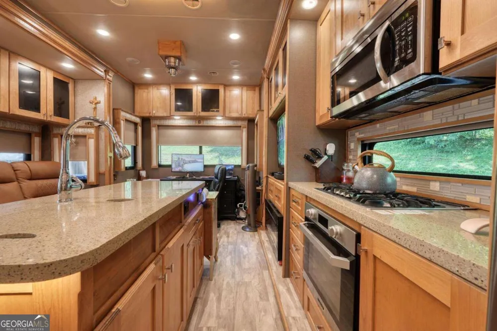 391 Conley Creek CIR Blairsville, GA 30512