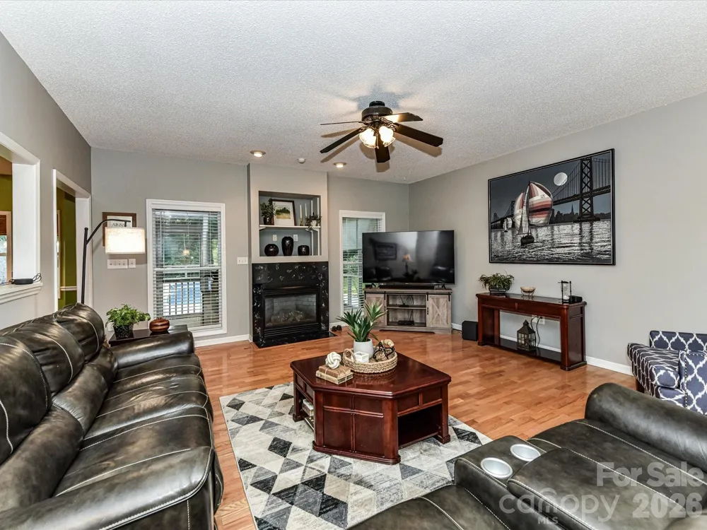 8227 Laurel Oak Court Harrisburg, NC 28075