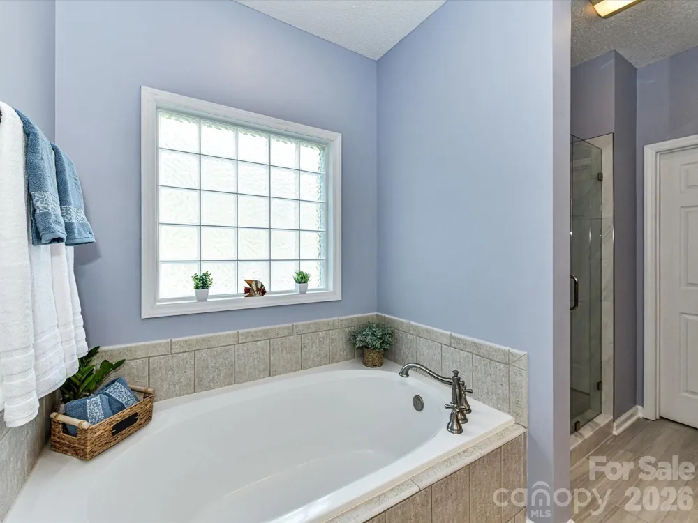 8227 Laurel Oak Court Harrisburg, NC 28075
