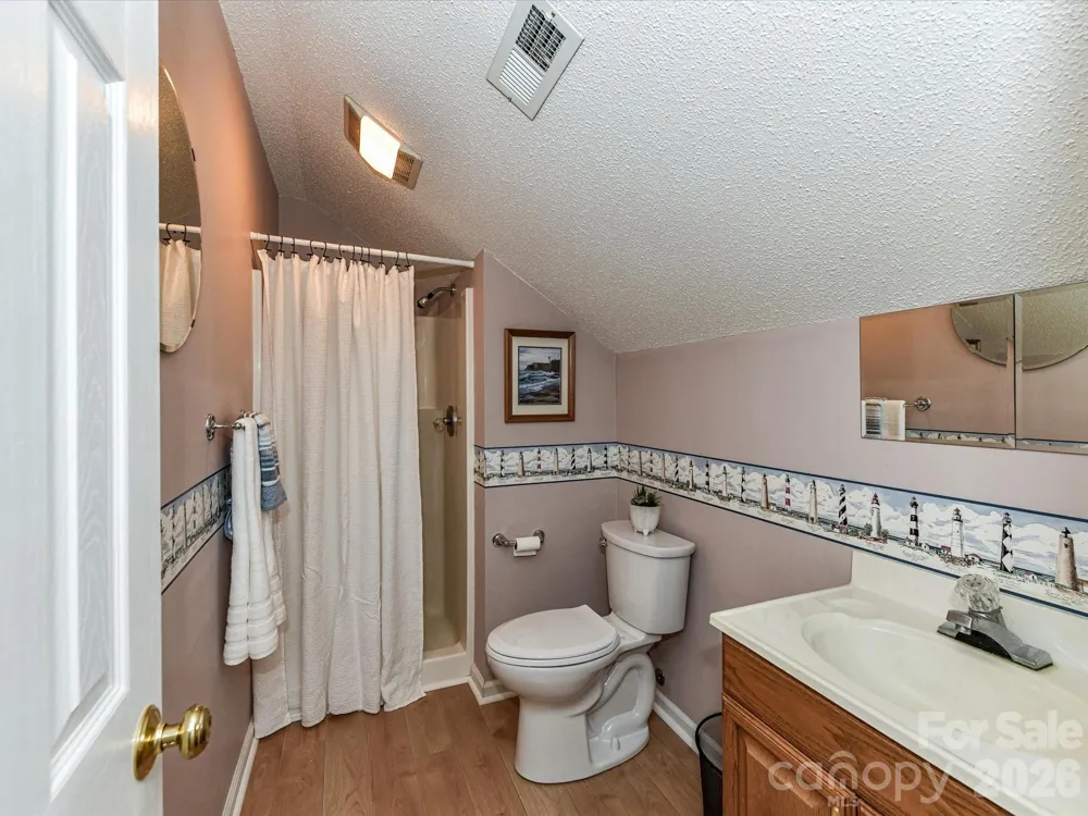 8227 Laurel Oak Court Harrisburg, NC 28075