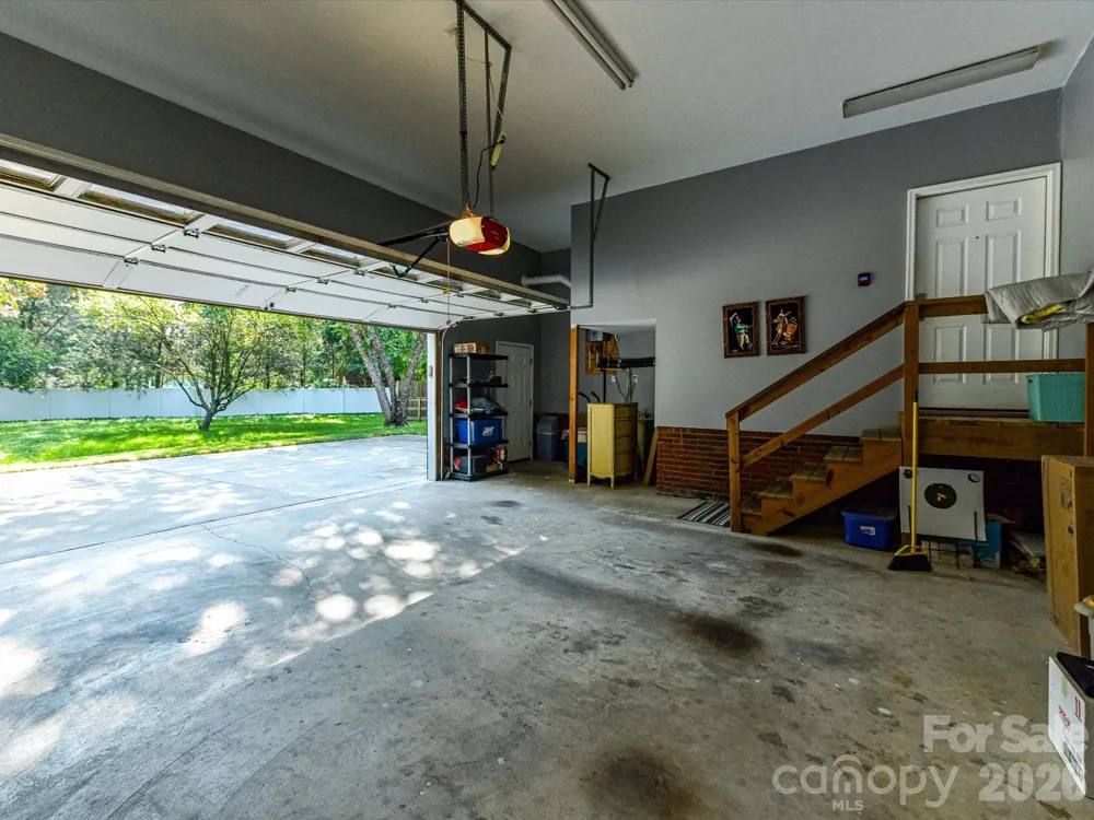 8227 Laurel Oak Court Harrisburg, NC 28075