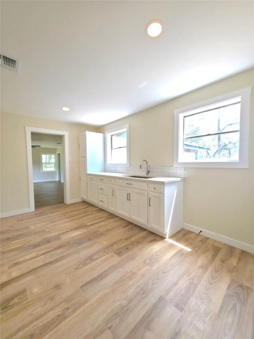 109 Cernosek Road La Grange, TX 78945