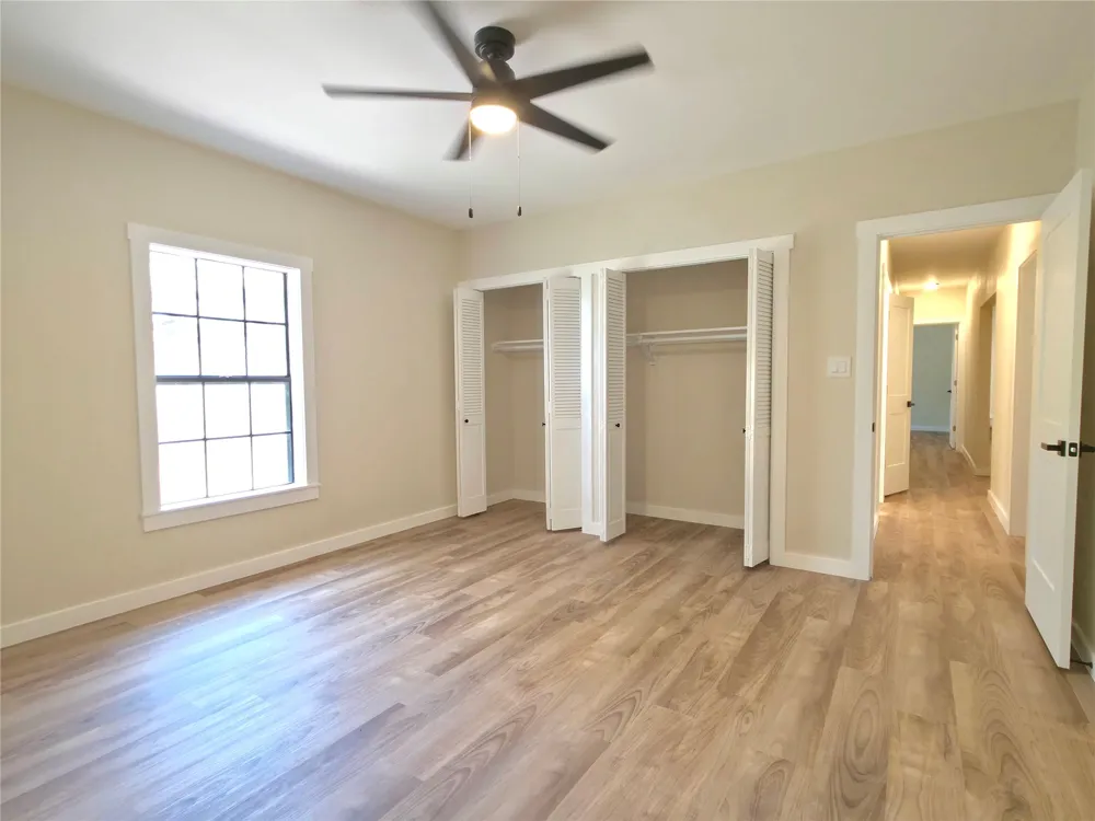 109 Cernosek Road La Grange, TX 78945
