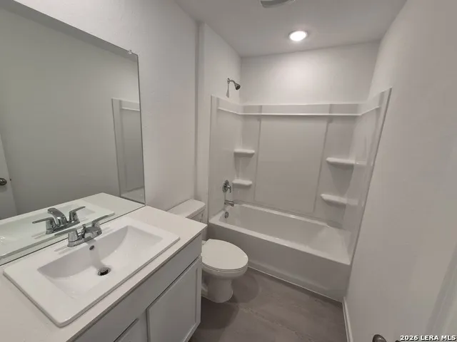 8551 GREEN BLISS San Antonio, TX 78223