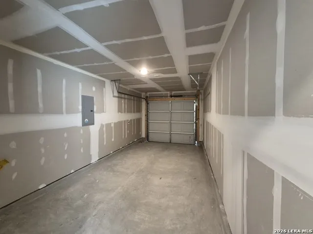 8551 GREEN BLISS San Antonio, TX 78223