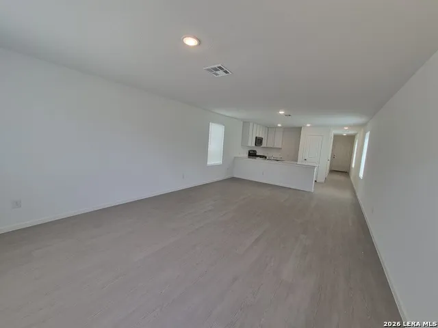 8551 GREEN BLISS San Antonio, TX 78223