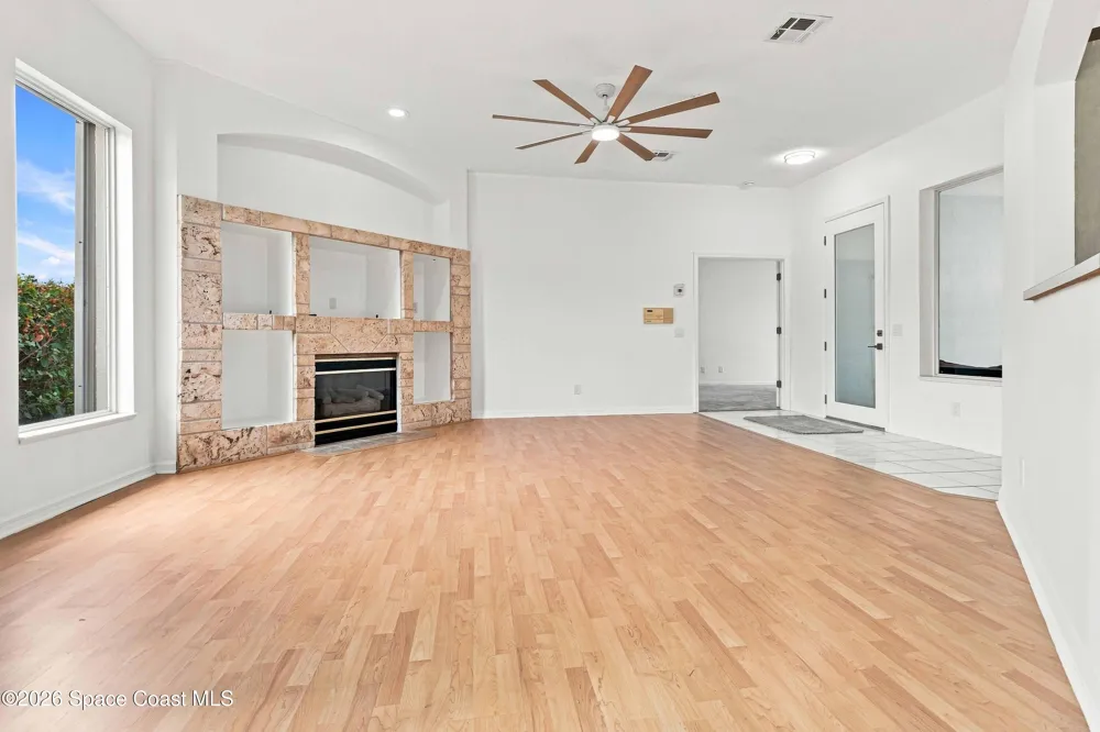 511 Royston Lane Melbourne, FL 32940