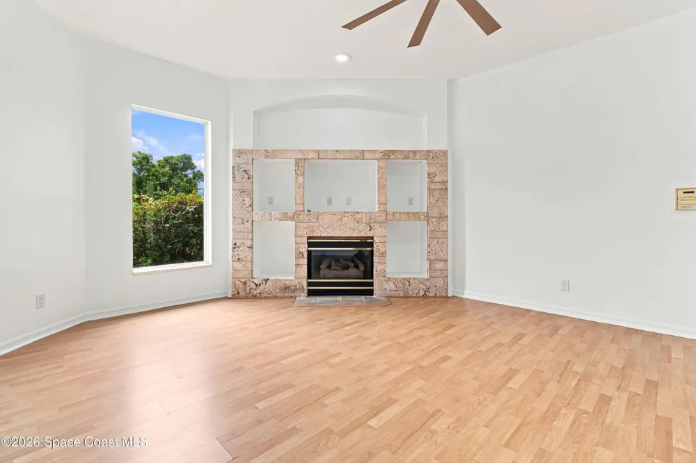 511 Royston Lane Melbourne, FL 32940