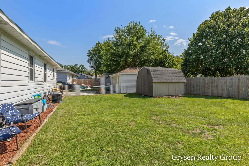 2141 Avon Avenue SW Wyoming, MI 49519