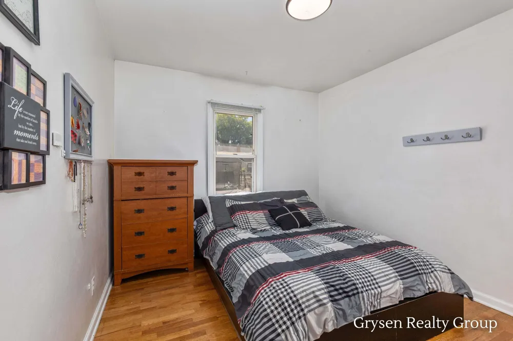 2141 Avon Avenue SW Wyoming, MI 49519