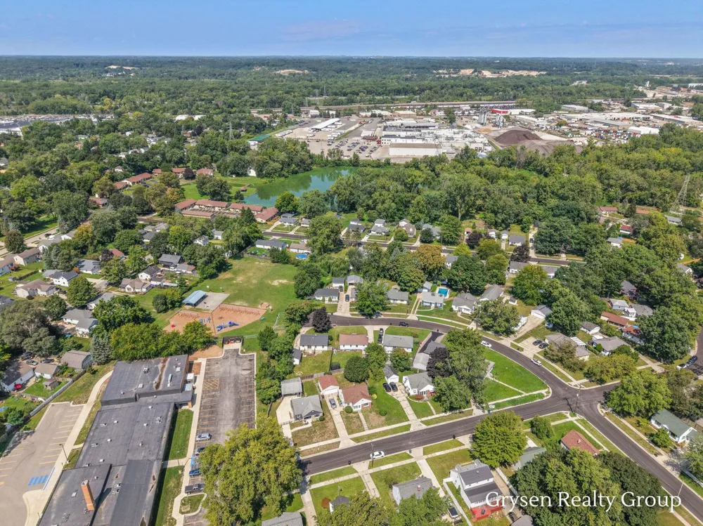 2141 Avon Avenue SW Wyoming, MI 49519