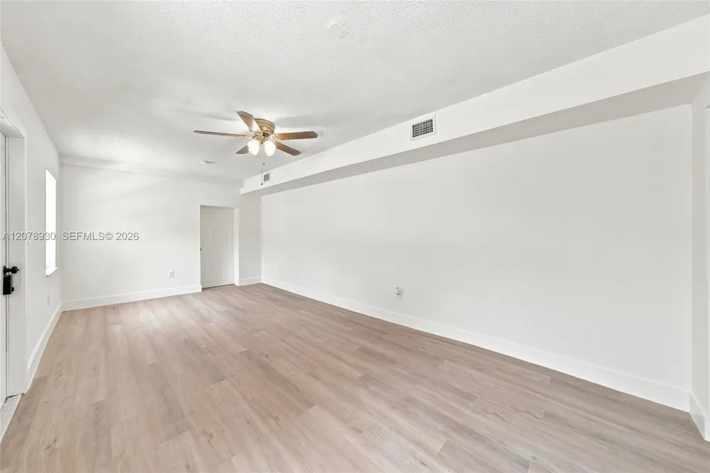 402 NW 44th Ave #1 Miami, FL 33126