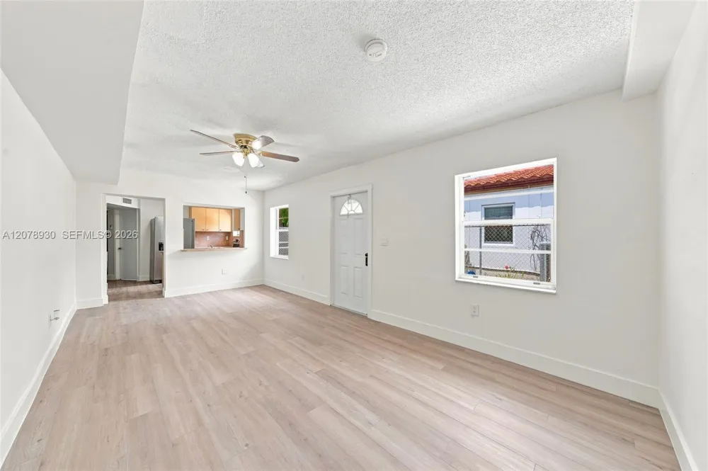 402 NW 44th Ave #1 Miami, FL 33126