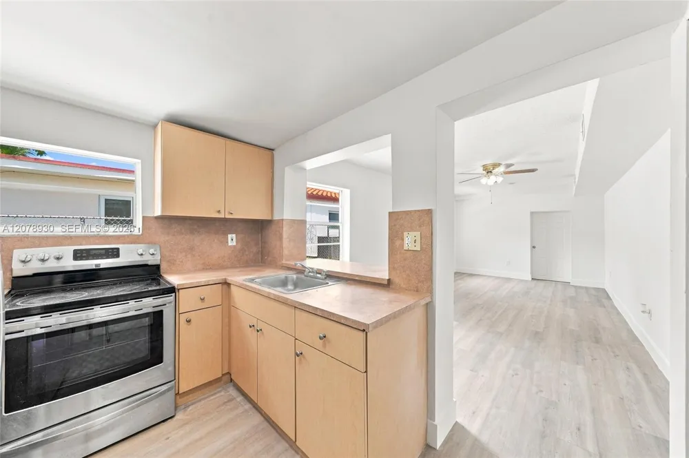 402 NW 44th Ave #1 Miami, FL 33126