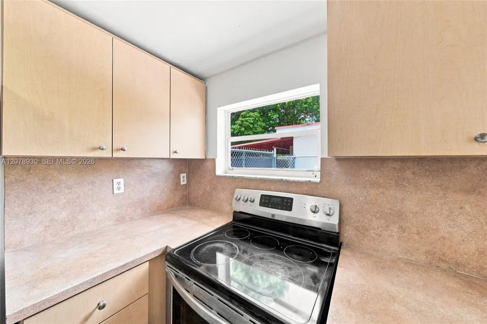 402 NW 44th Ave #1 Miami, FL 33126