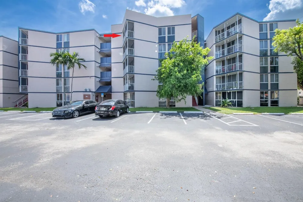 6995 NW 186th Street #E508 Hialeah, FL 33015