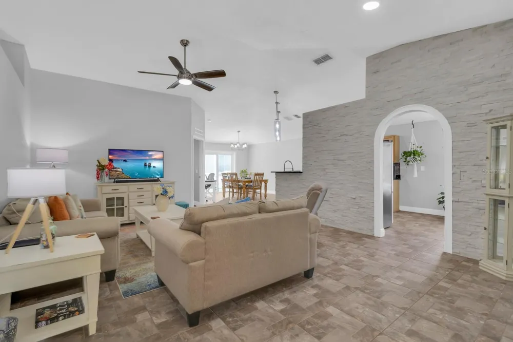 119 CROWN COLONY WAY Sanford, FL 32771