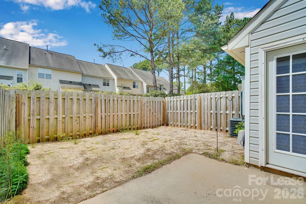 9653 Terrier Way Charlotte, NC 28269