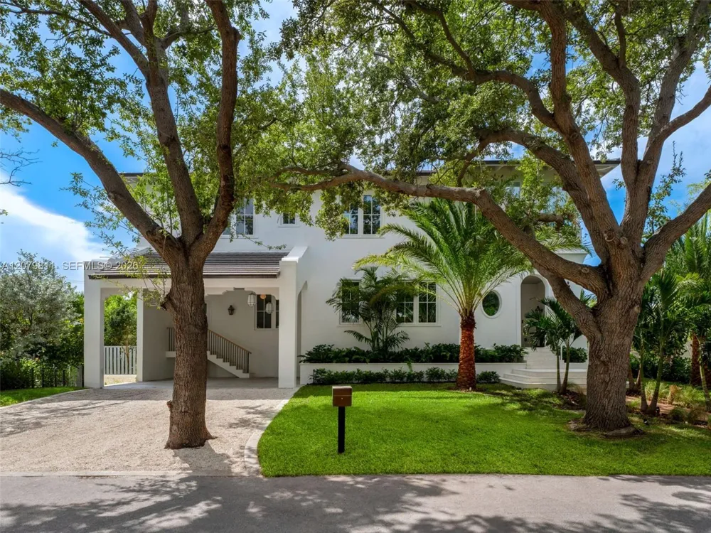 544 Warren Ln Key Biscayne, FL 33149